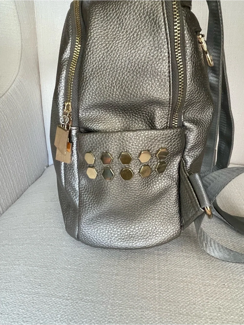 B.Lush sleek metallic